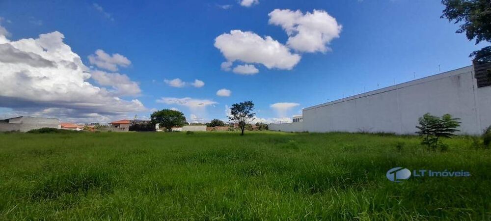 Terreno, 1390 m² - Foto 1