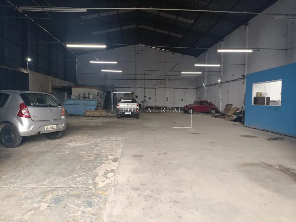 Depósito-Galpão, 1000 m² - Foto 1