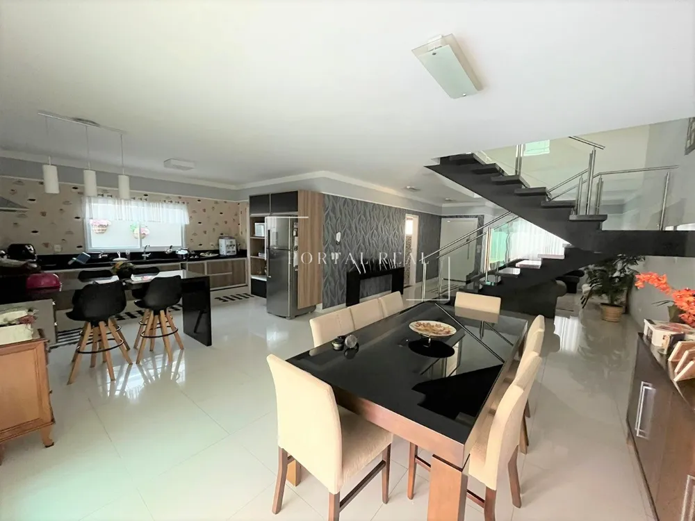 Casa, 3 quartos, 257 m² - Foto 5
