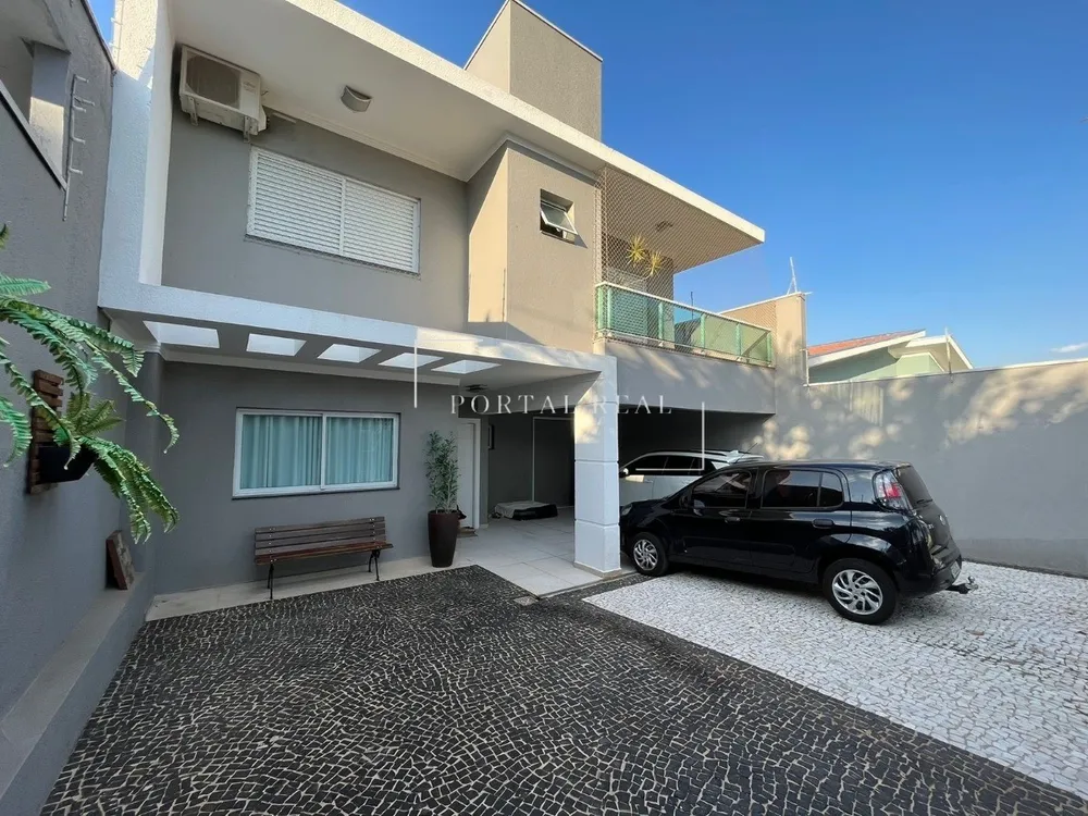 Casa, 3 quartos, 257 m² - Foto 1