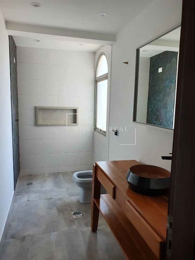 Apartamento, 3 quartos, 236 m² - Foto 1