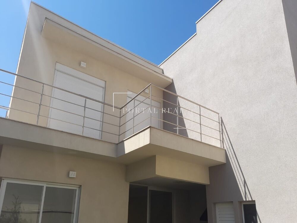 Casa, 3 quartos, 205 m² - Foto 1