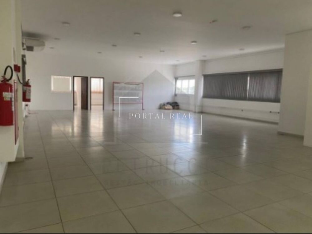 Depósito-Galpão-Armazém para alugar, 2738m² - Foto 1