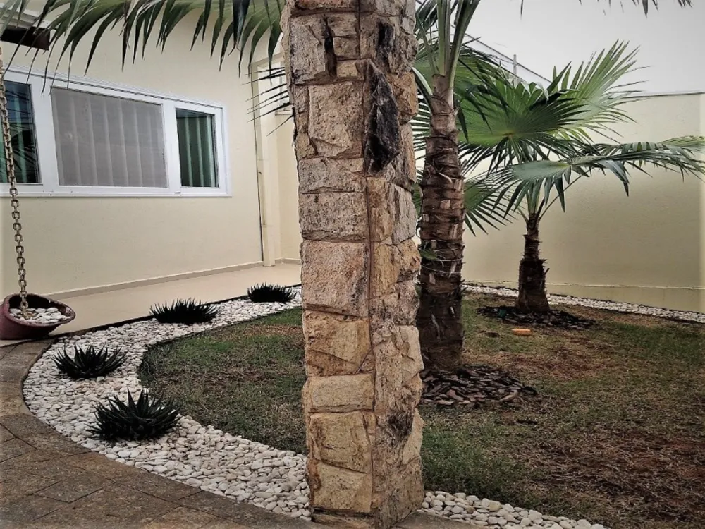 Casa, 6 quartos, 243 m² - Foto 2