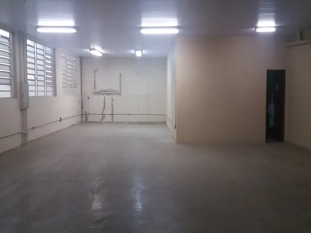 Loja-Salão, 877 m² - Foto 1