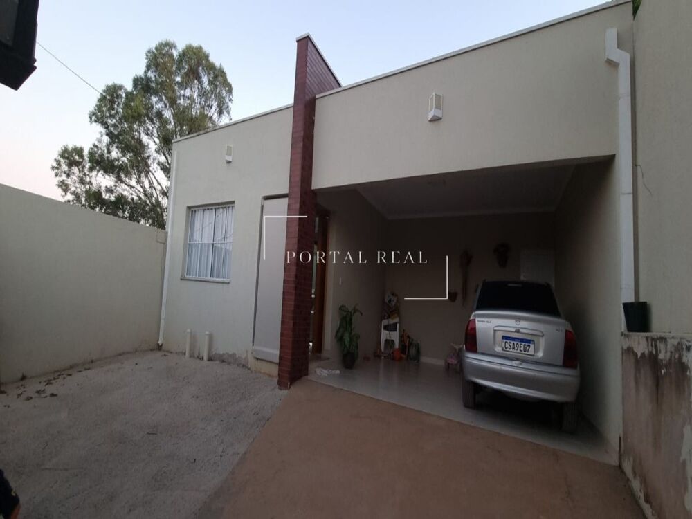 Casa à venda com 3 quartos, 120m² - Foto 1