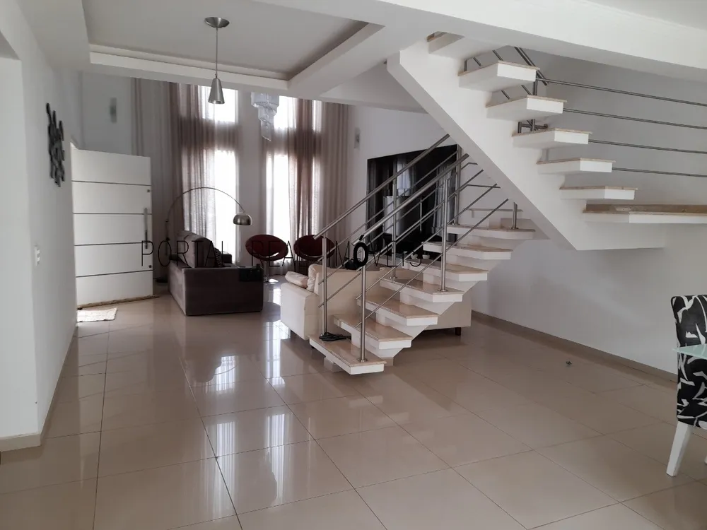 Casa, 3 quartos, 226 m² - Foto 6