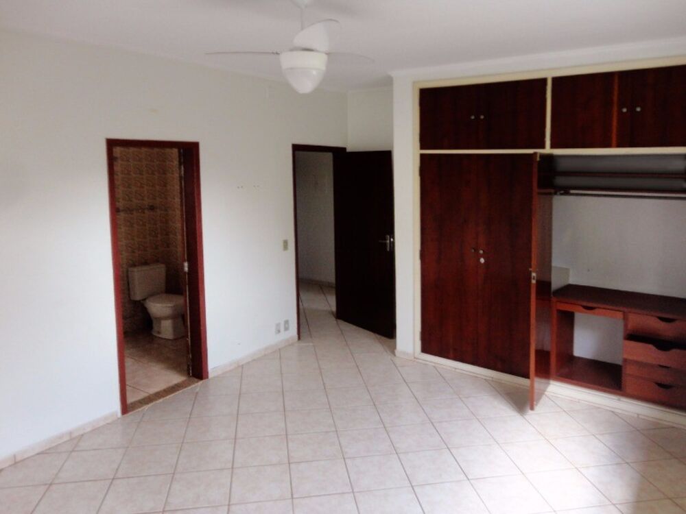 Casa, 3 quartos, 191 m² - Foto 2