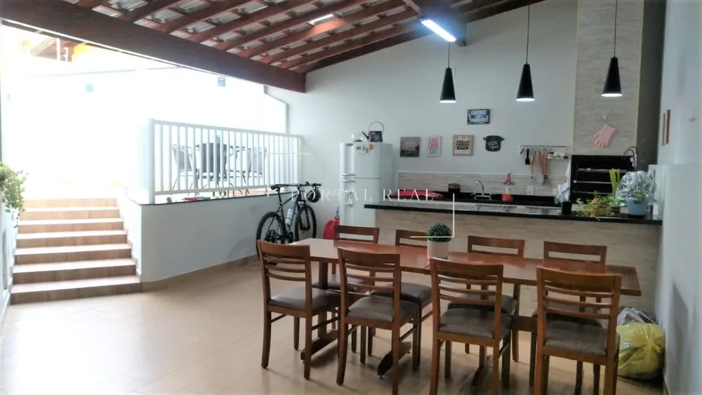 Casa, 4 quartos, 250 m² - Foto 1