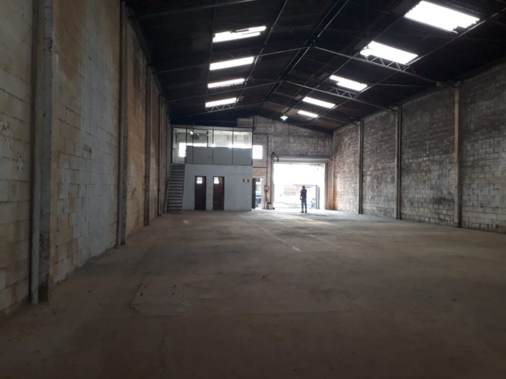 Depósito-Galpão-Armazém à venda, 380m² - Foto 6