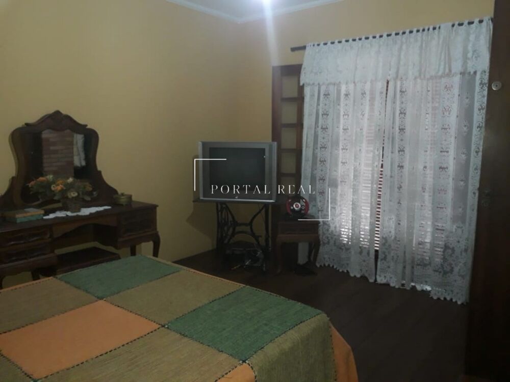 Casa, 4 quartos, 260 m² - Foto 4