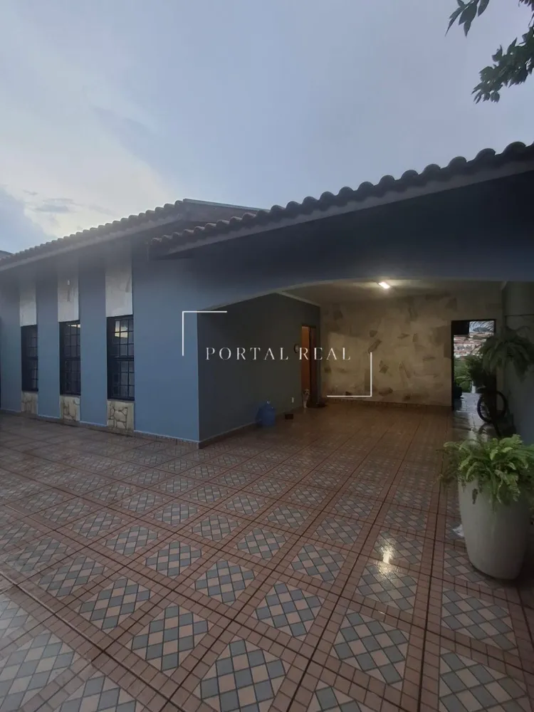 Casa, 3 quartos, 322 m² - Foto 1
