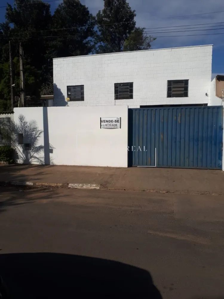 Depósito-Galpão, 240 m² - Foto 1