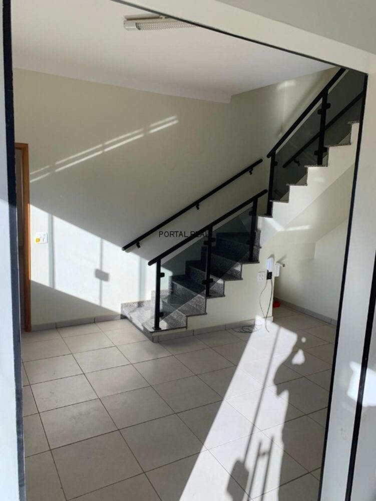 Depósito-Galpão, 815 m² - Foto 1