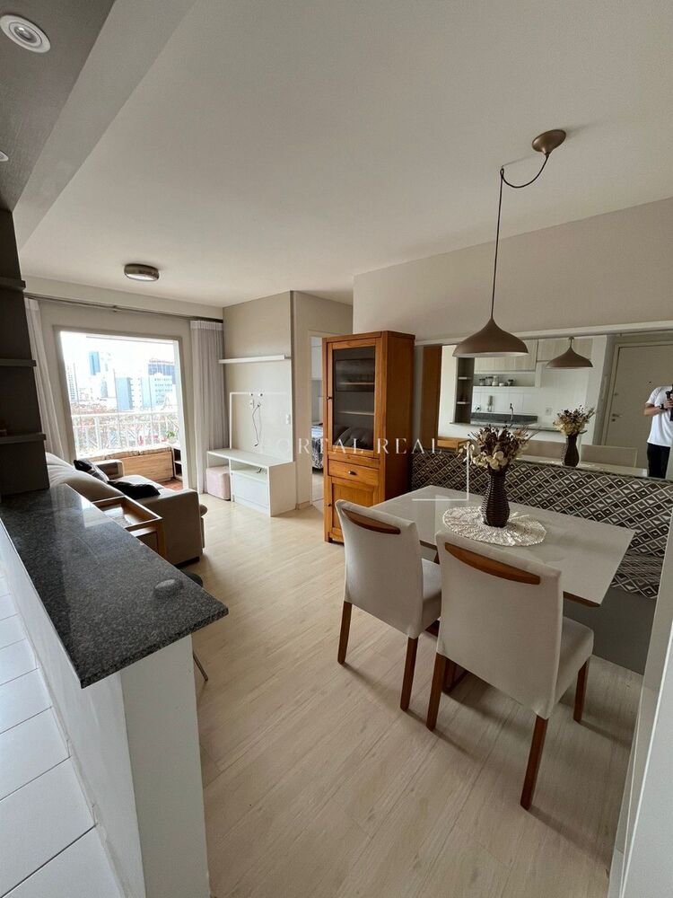 Apartamento para alugar com 2 quartos, 50m² - Foto 4