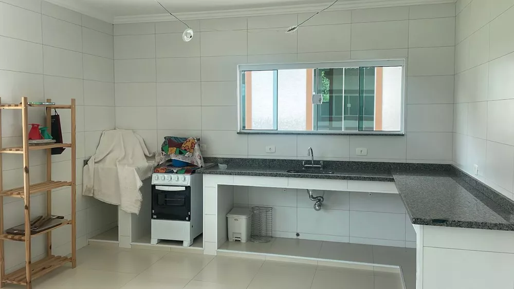 Casa à venda com 4 quartos, 280m² - Foto 3