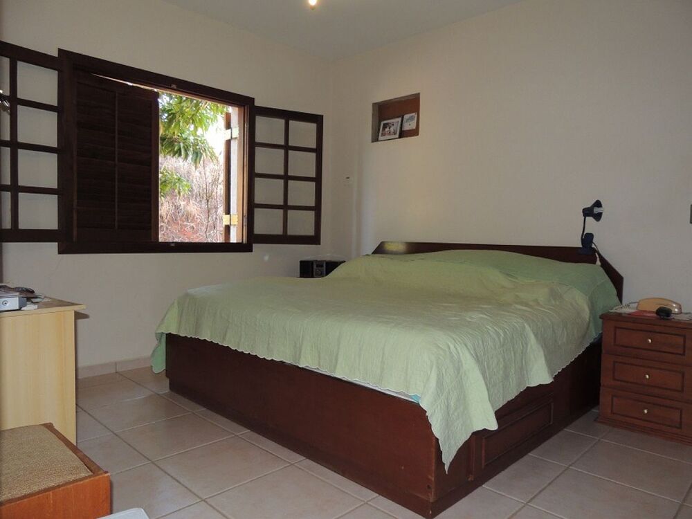 Casa, 4 quartos, 350 m² - Foto 1