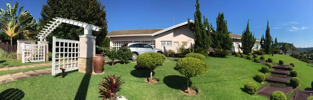 Casa à venda com 4 quartos, 420m² - Foto 1