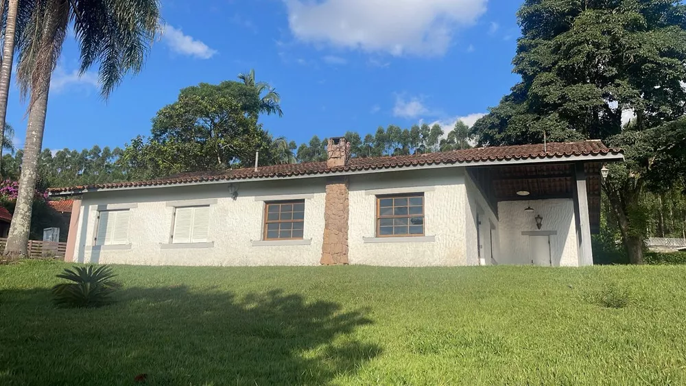 Casa para alugar com 3 quartos, 300m² - Foto 3