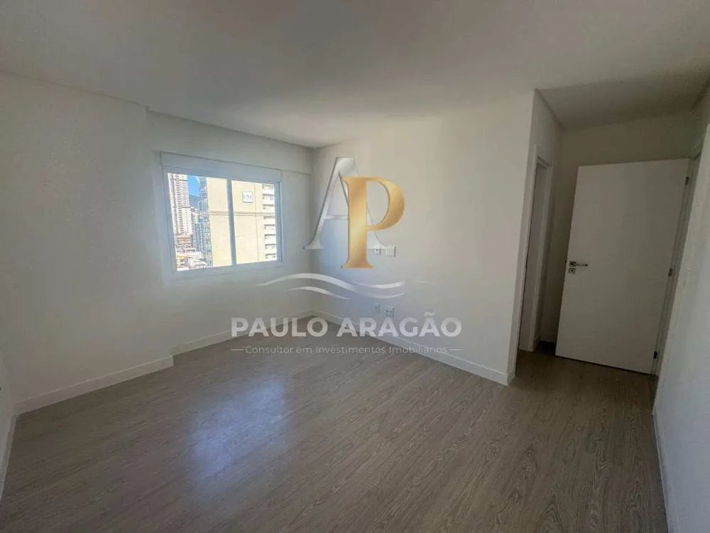 Apartamento, 4 quartos, 213 m² - Foto 8