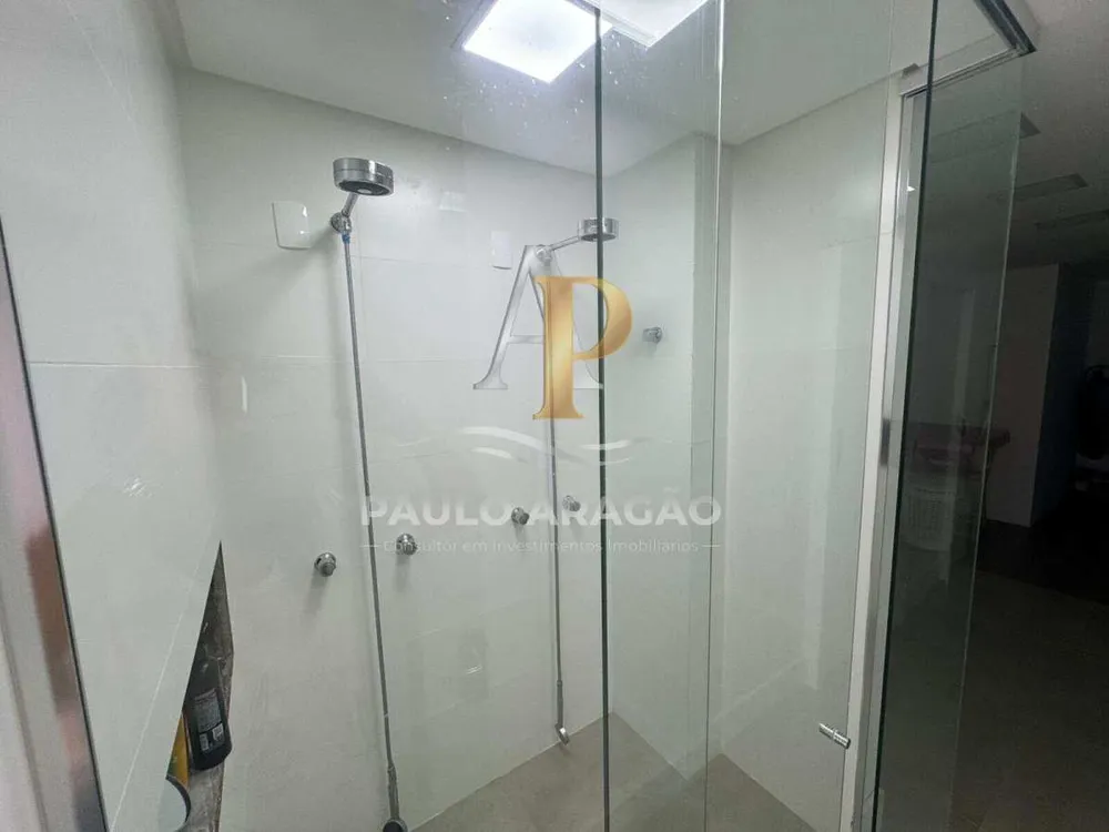 Cobertura, 4 quartos, 244 m² - Foto 2