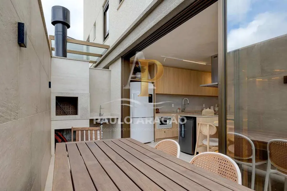Apartamento, 3 quartos, 265 m² - Foto 2
