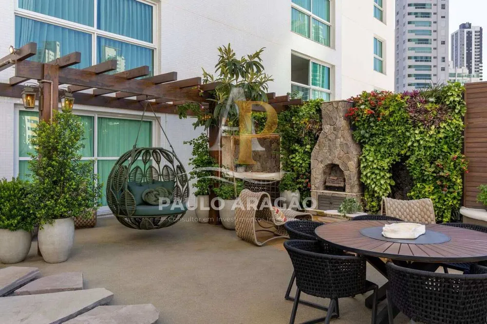 Apartamento, 3 quartos, 297 m² - Foto 1