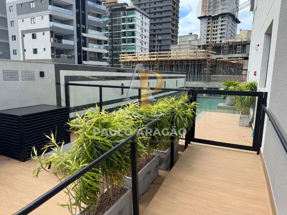 Apartamento, 3 quartos, 217 m² - Foto 1