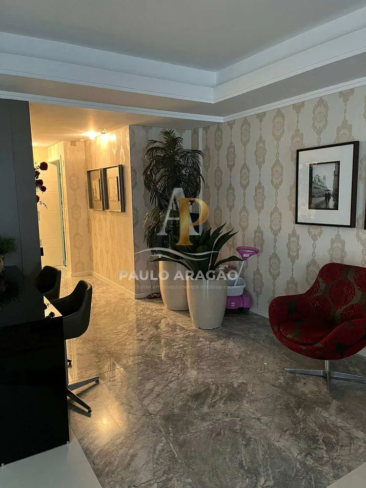 Apartamento, 4 quartos, 237 m² - Foto 1