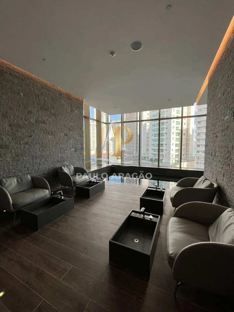 Apartamento, 4 quartos, 265 m² - Foto 2