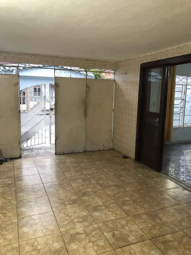 Casa, 3 quartos, 200 m² - Foto 2
