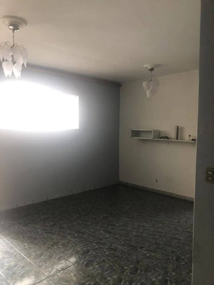 Casa, 3 quartos, 200 m² - Foto 3