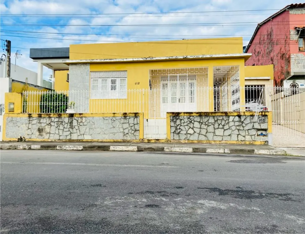 Casa, 3 quartos, 300 m² - Foto 1