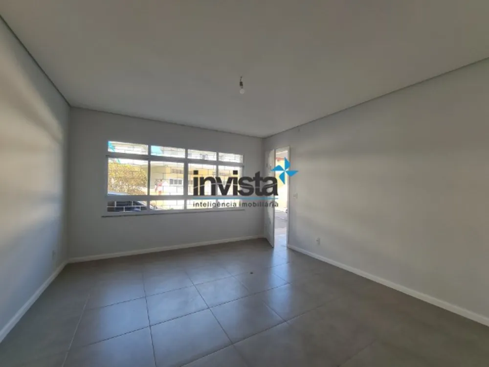 Casa, 3 quartos, 168 m² - Foto 2