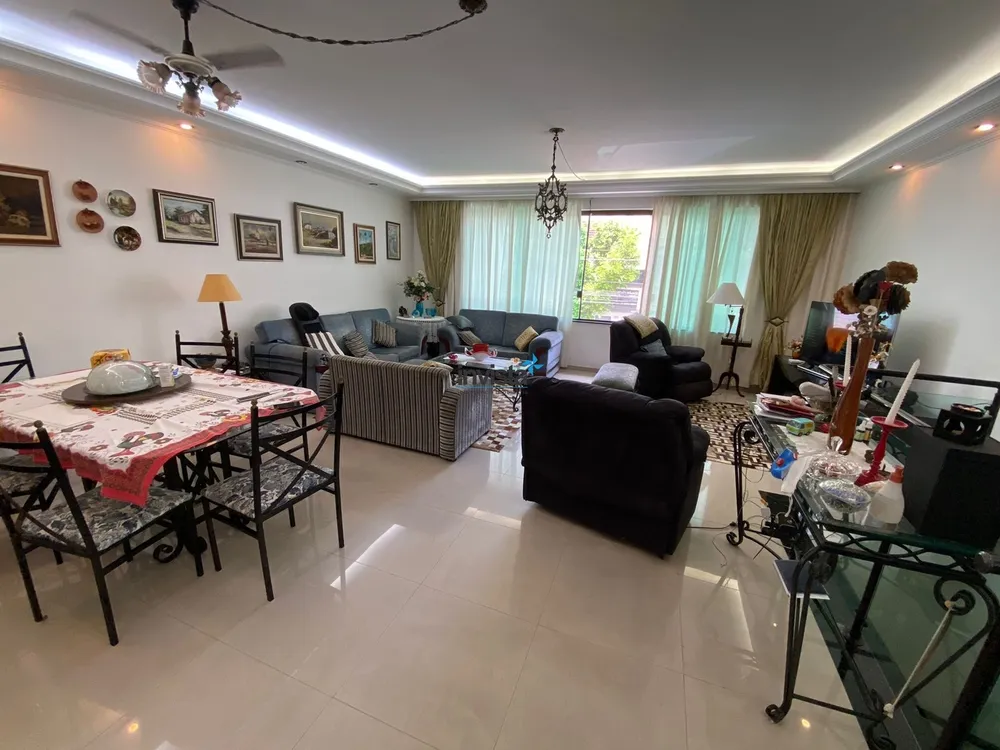 Casa, 3 quartos, 250 m² - Foto 2