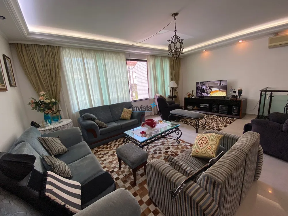 Casa, 3 quartos, 250 m² - Foto 1