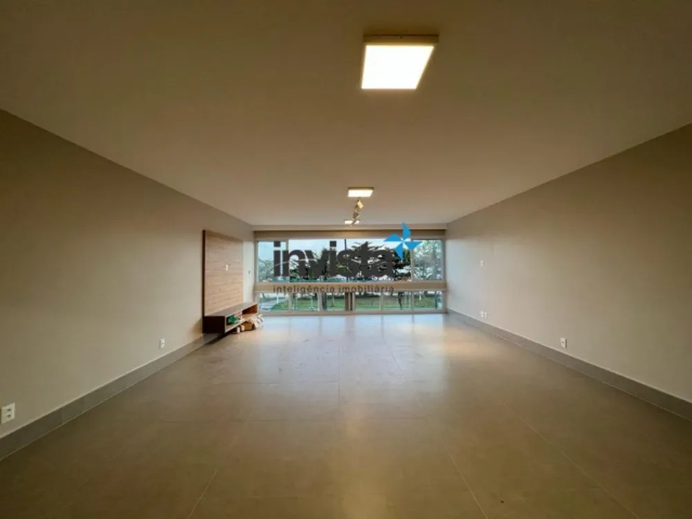 Apartamento, 3 quartos, 200 m² - Foto 2