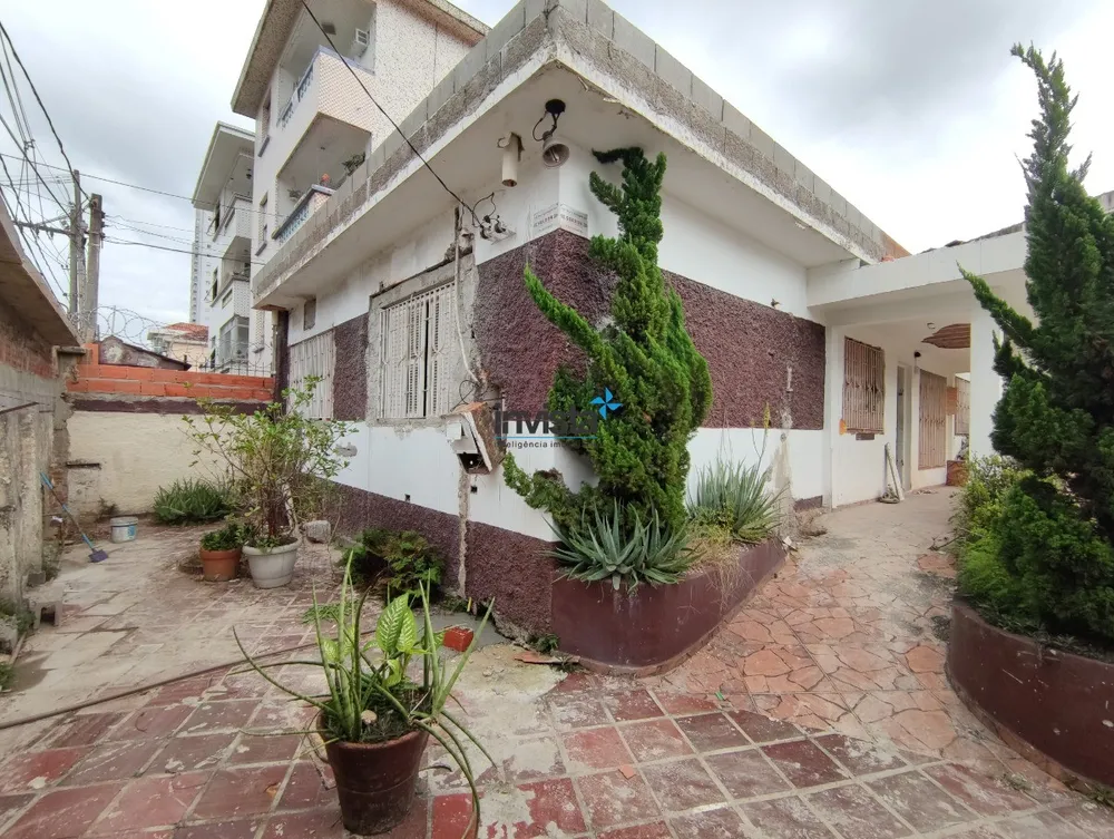 Casa, 3 quartos, 215 m² - Foto 2