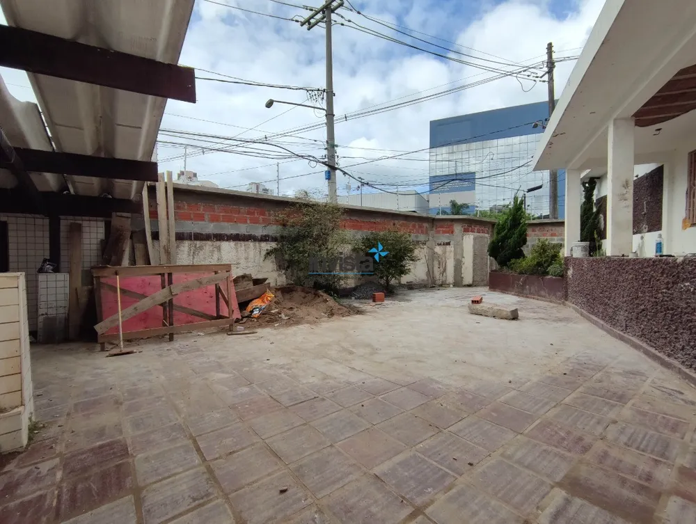Casa, 3 quartos, 215 m² - Foto 4