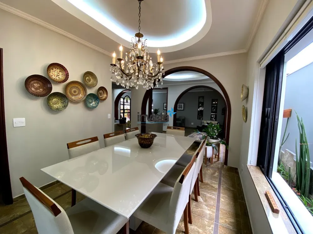Sobrado, 6 quartos, 386 m² - Foto 3