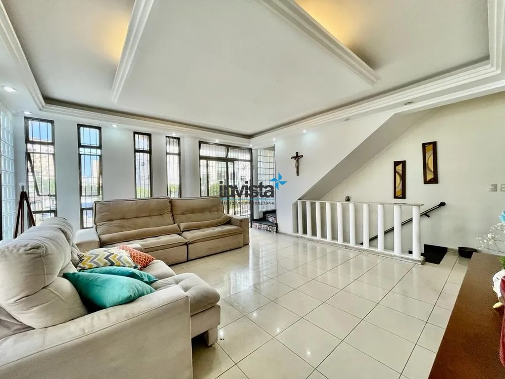 Casa, 4 quartos, 193 m² - Foto 2