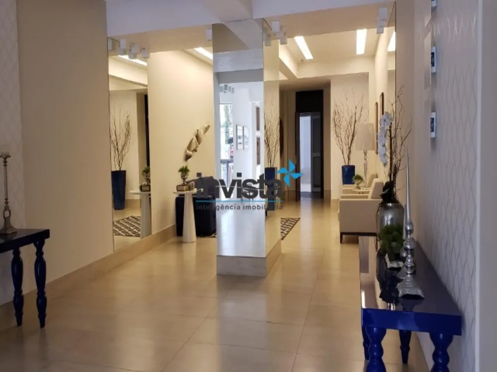 Cobertura, 3 quartos, 251 m² - Foto 2