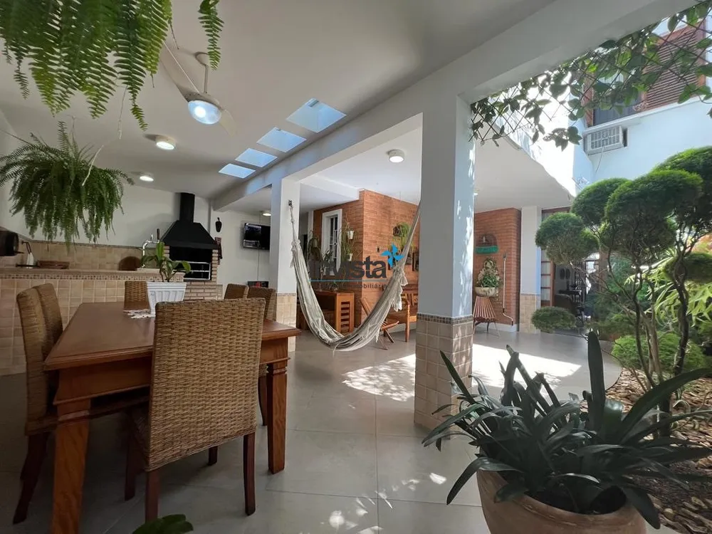 Sobrado, 3 quartos, 175 m² - Foto 2