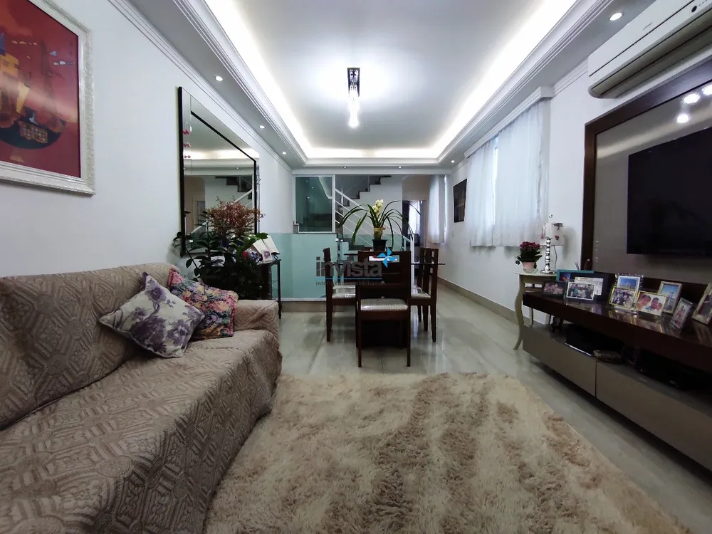 Casa, 3 quartos, 250 m² - Foto 2