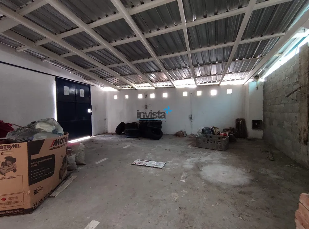 Casa, 5 quartos, 229 m² - Foto 3