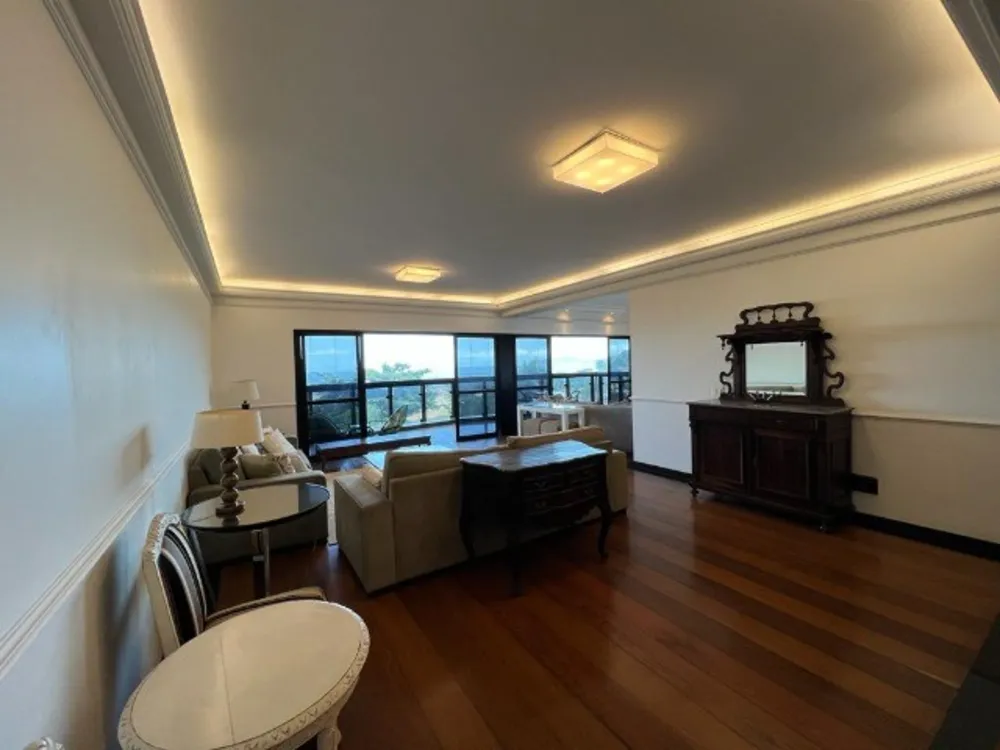 Apartamento, 3 quartos, 252 m² - Foto 2