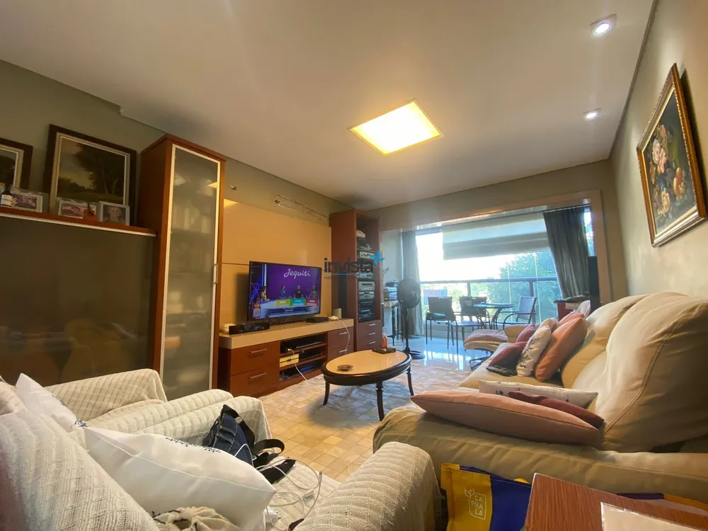Apartamento, 3 quartos, 165 m² - Foto 1