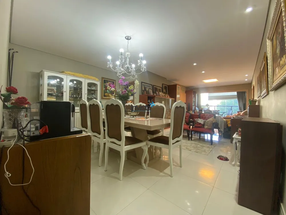 Apartamento, 3 quartos, 165 m² - Foto 2