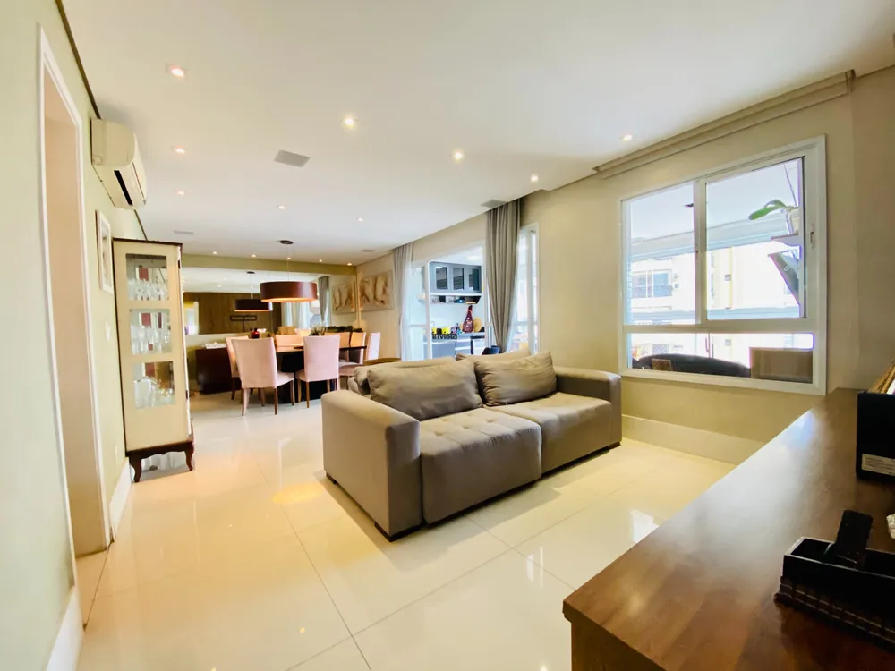 Apartamento, 3 quartos, 132 m² - Foto 2