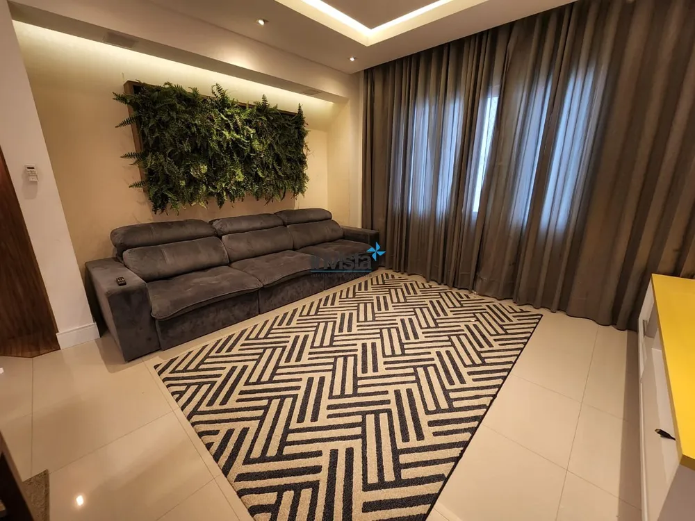 Casa, 3 quartos, 217 m² - Foto 3
